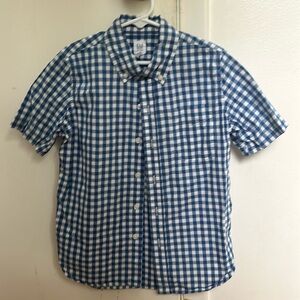 Gap Kids Patch pocket button down with button down collar.